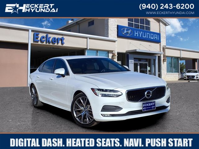 2019 Volvo S90 Momentum