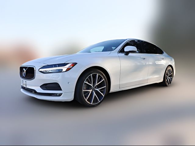 2019 Volvo S90 Momentum