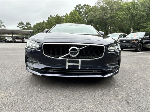 2019 Volvo S90 Momentum