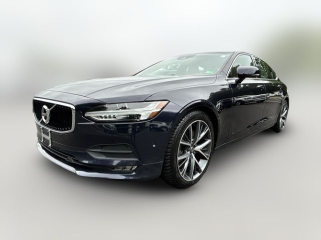 2019 Volvo S90 Momentum