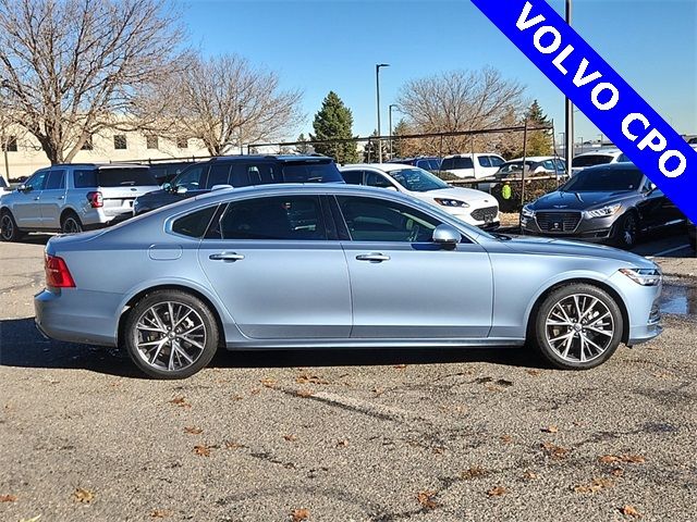 2019 Volvo S90 Momentum