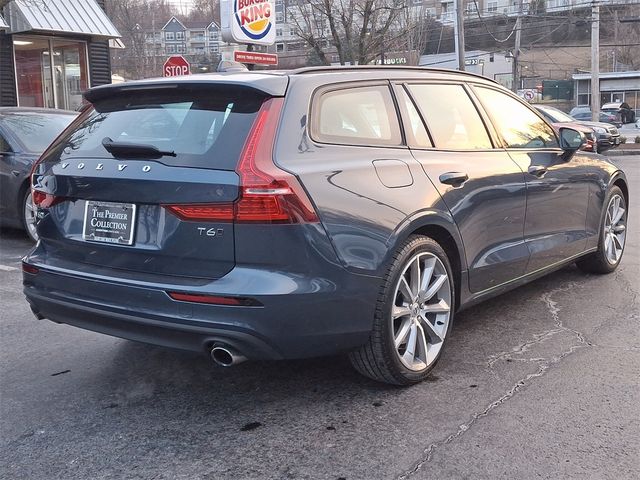 2019 Volvo V60 Momentum