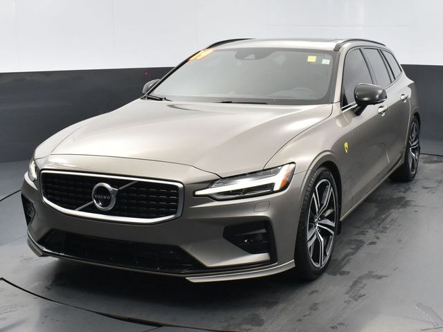 2019 Volvo V60 R-Design