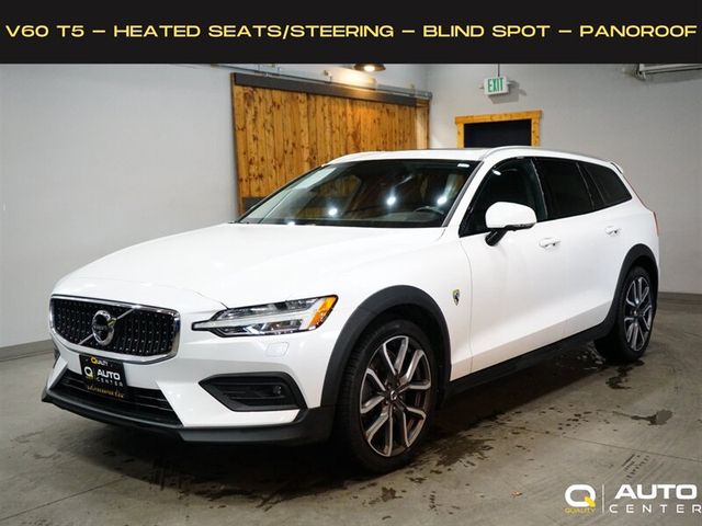 2019 Volvo V60 Cross Country Base