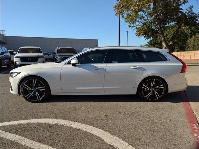 2019 Volvo V90 R-Design