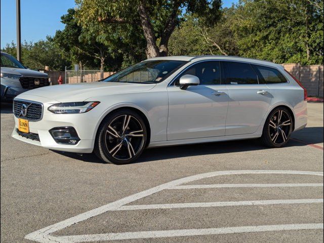 2019 Volvo V90 R-Design