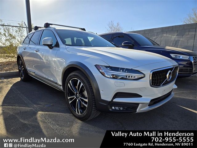 2019 Volvo V90 Cross Country Base