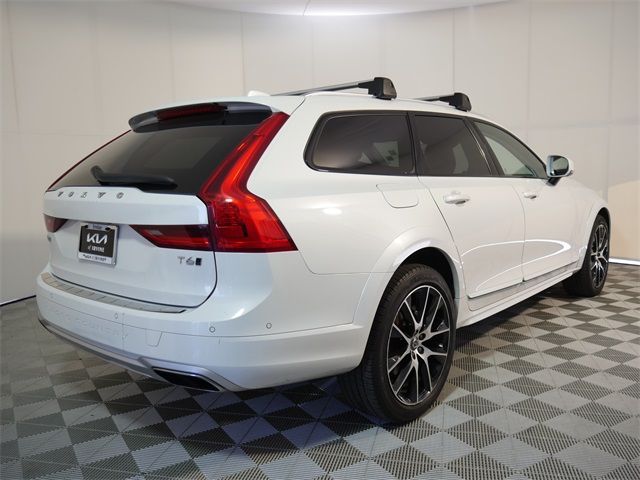 2019 Volvo V90 Cross Country Base