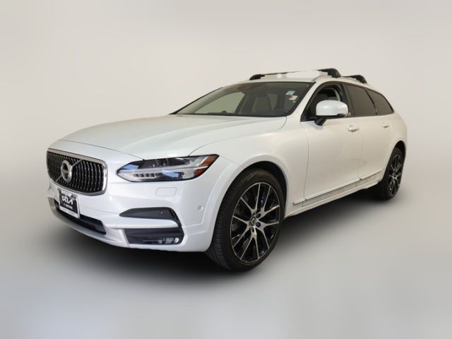 2019 Volvo V90 Cross Country Base