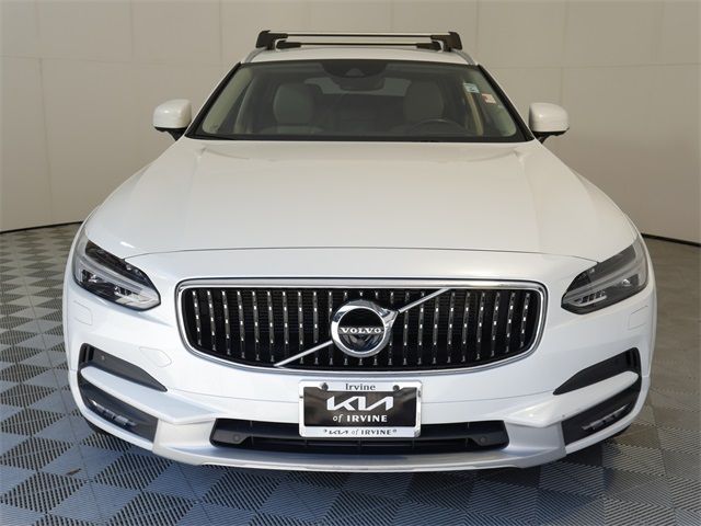 2019 Volvo V90 Cross Country Base