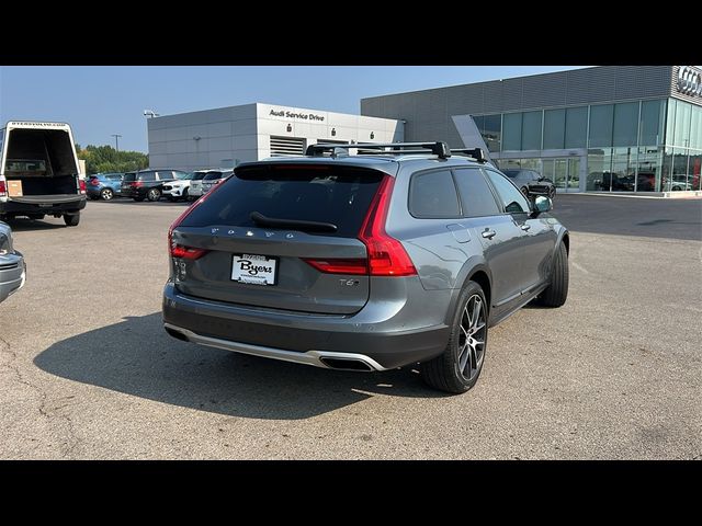 2019 Volvo V90 Cross Country Base