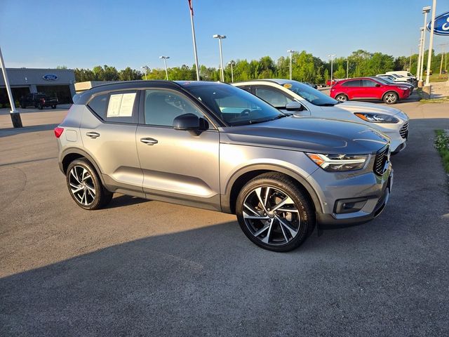 2019 Volvo XC40 R-Design