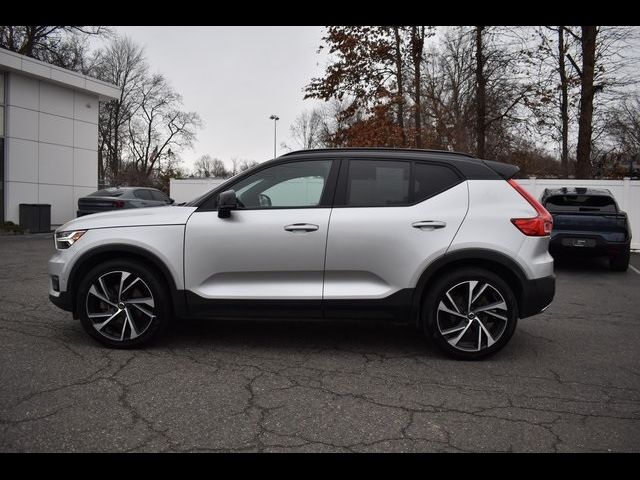 2019 Volvo XC40 R-Design