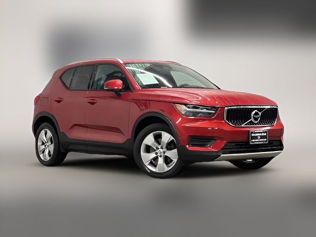 2019 Volvo XC40 