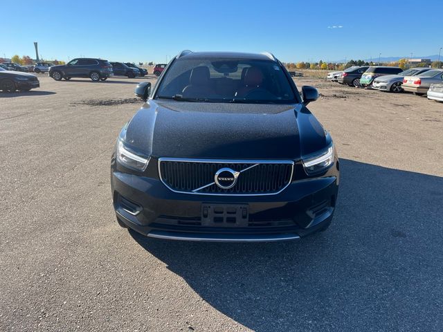 2019 Volvo XC40 Momentum