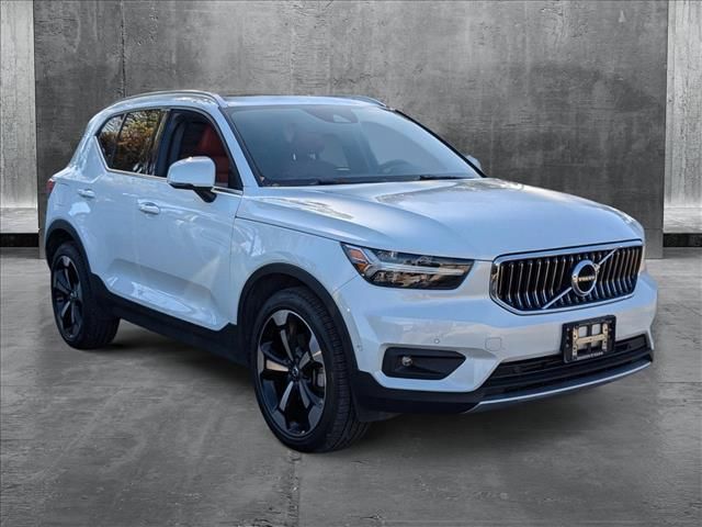 2019 Volvo XC40 Inscription