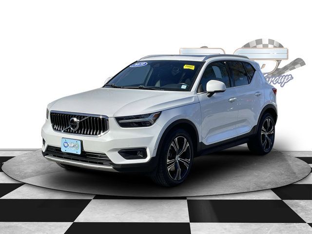 2019 Volvo XC40 Inscription