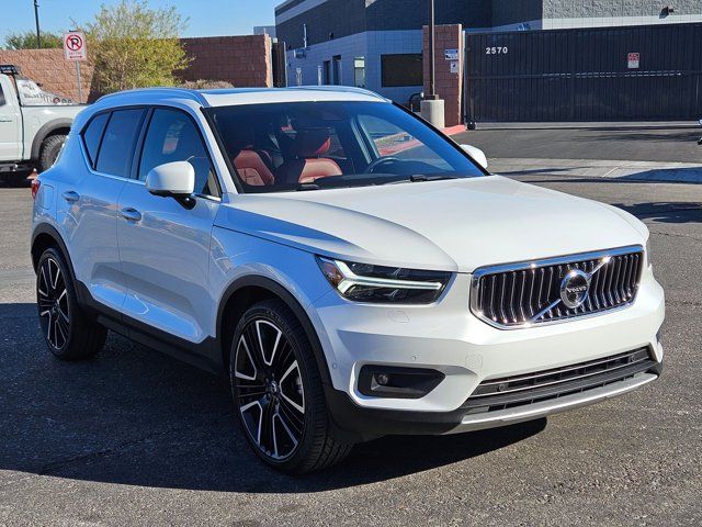 2019 Volvo XC40 Inscription