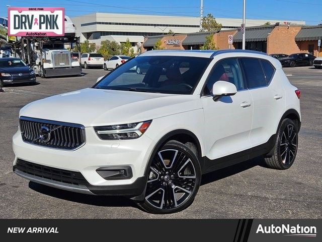 2019 Volvo XC40 Inscription