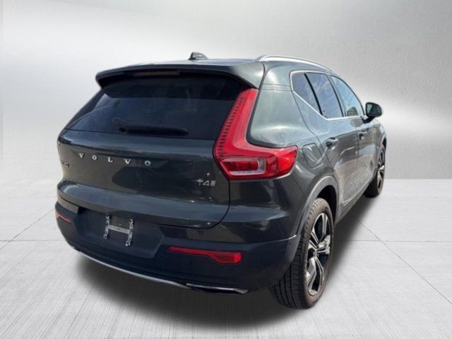 2019 Volvo XC40 Inscription