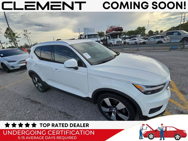 2019 Volvo XC40 Momentum