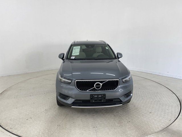 2019 Volvo XC40 Momentum