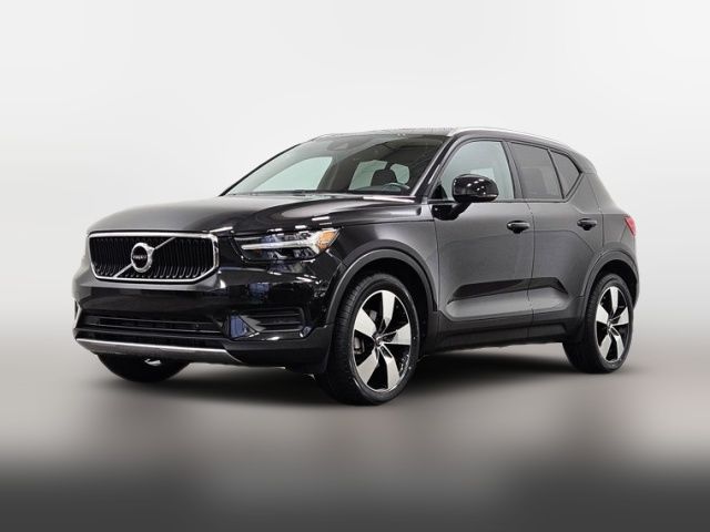 2019 Volvo XC40 Momentum