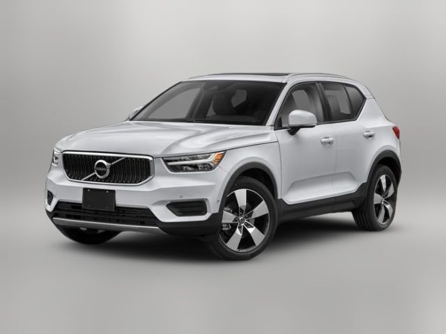 2019 Volvo XC40 Momentum