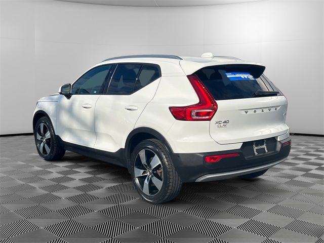 2019 Volvo XC40 Momentum