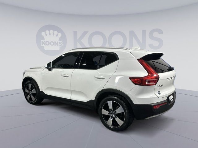 2019 Volvo XC40 Momentum