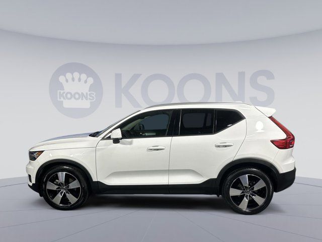 2019 Volvo XC40 Momentum