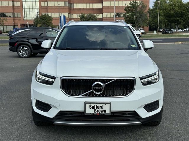 2019 Volvo XC40 Momentum