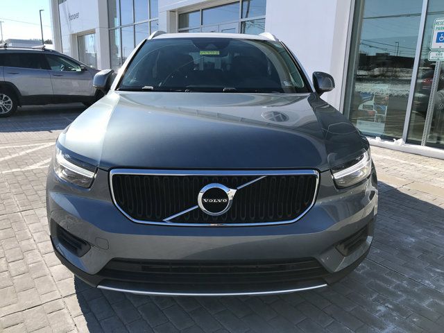 2019 Volvo XC40 Momentum