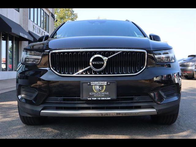 2019 Volvo XC40 Momentum