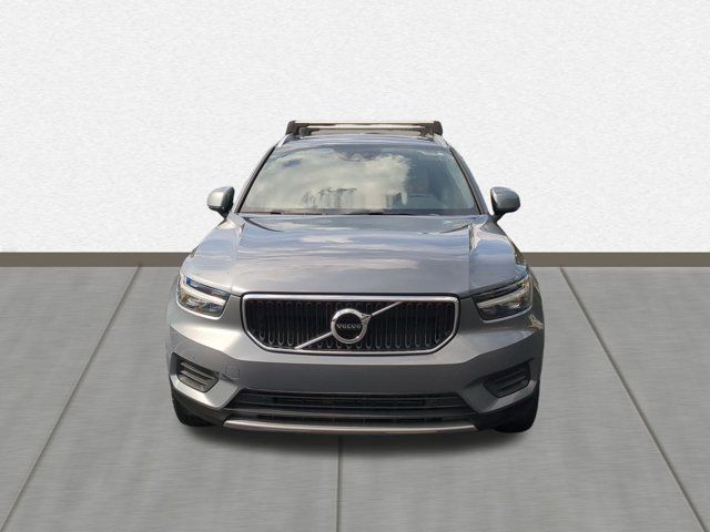 2019 Volvo XC40 Momentum