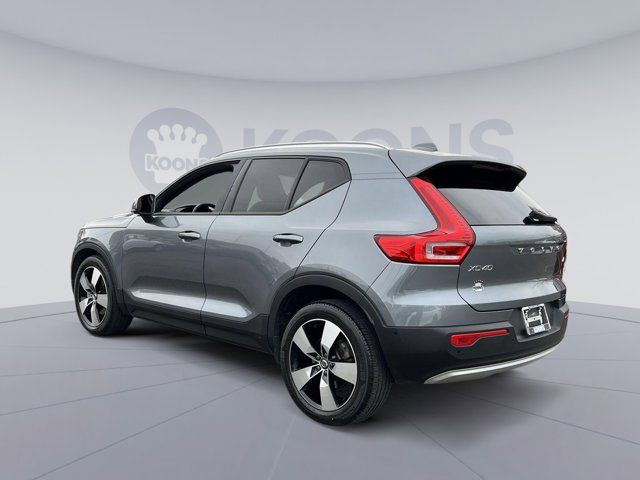 2019 Volvo XC40 Momentum