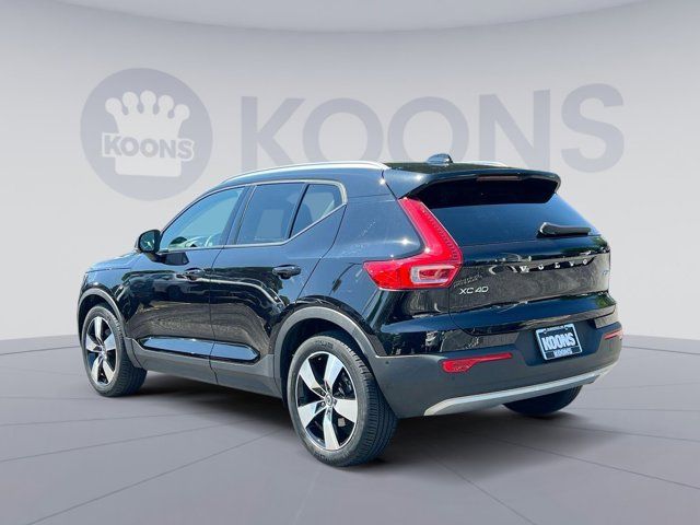 2019 Volvo XC40 Momentum