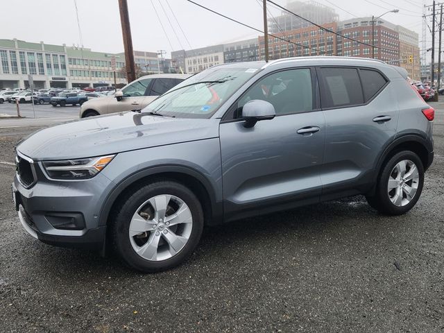 2019 Volvo XC40 Momentum