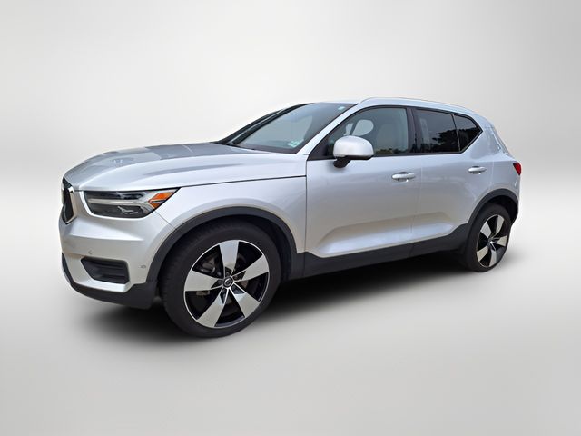 2019 Volvo XC40 Momentum