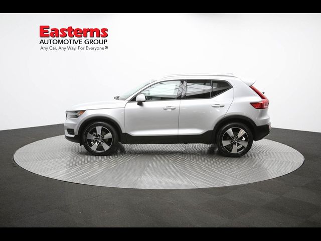 2019 Volvo XC40 Momentum