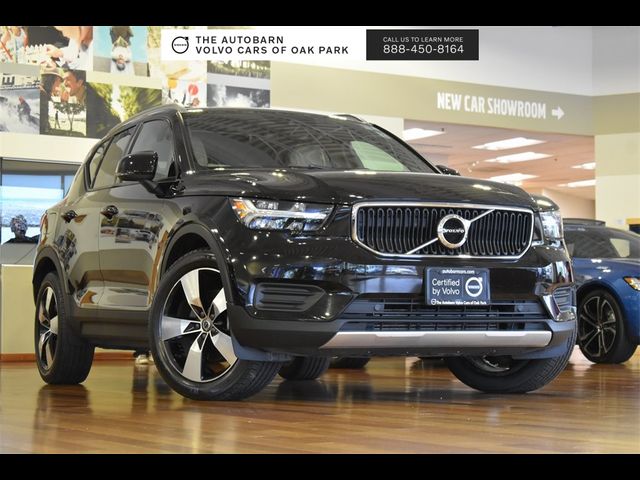 2019 Volvo XC40 Momentum