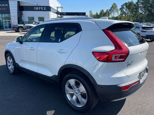 2019 Volvo XC40 Momentum