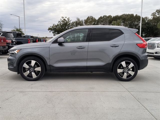 2019 Volvo XC40 Momentum