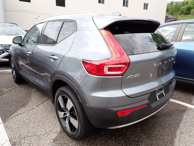 2019 Volvo XC40 Momentum
