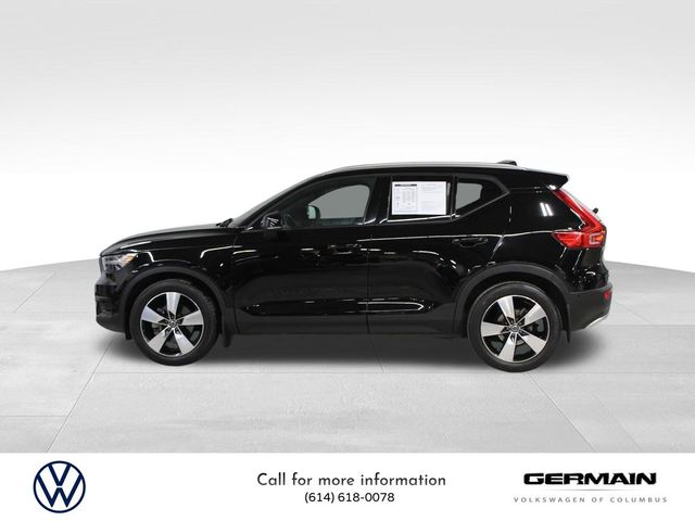 2019 Volvo XC40 Momentum