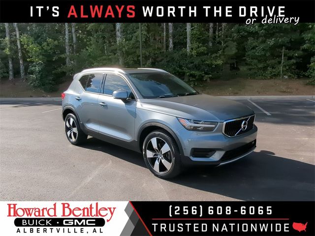 2019 Volvo XC40 Momentum