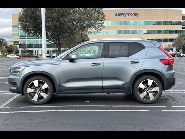 2019 Volvo XC40 Momentum