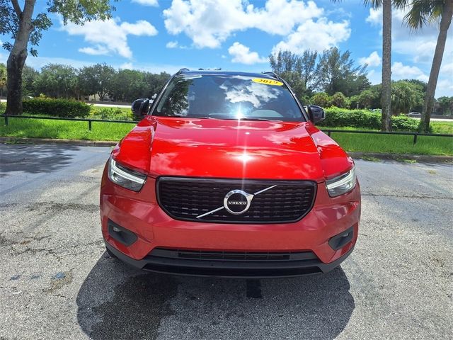 2019 Volvo XC40 R-Design