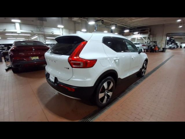 2019 Volvo XC40 Momentum