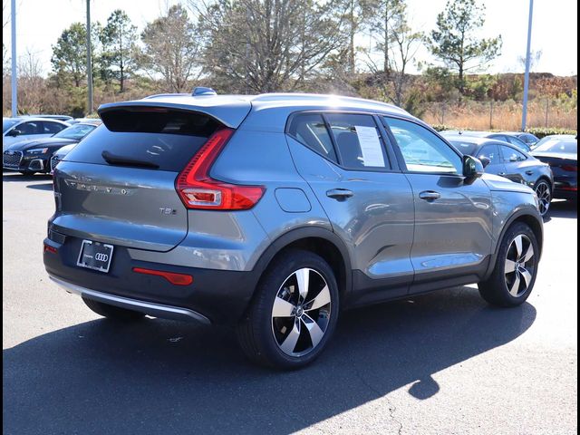 2019 Volvo XC40 Momentum